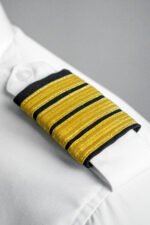 Eppaulettes 4 stripe gold& black